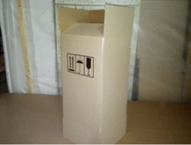 Ящик картонный четырехклапанный с манипуляционными знаками