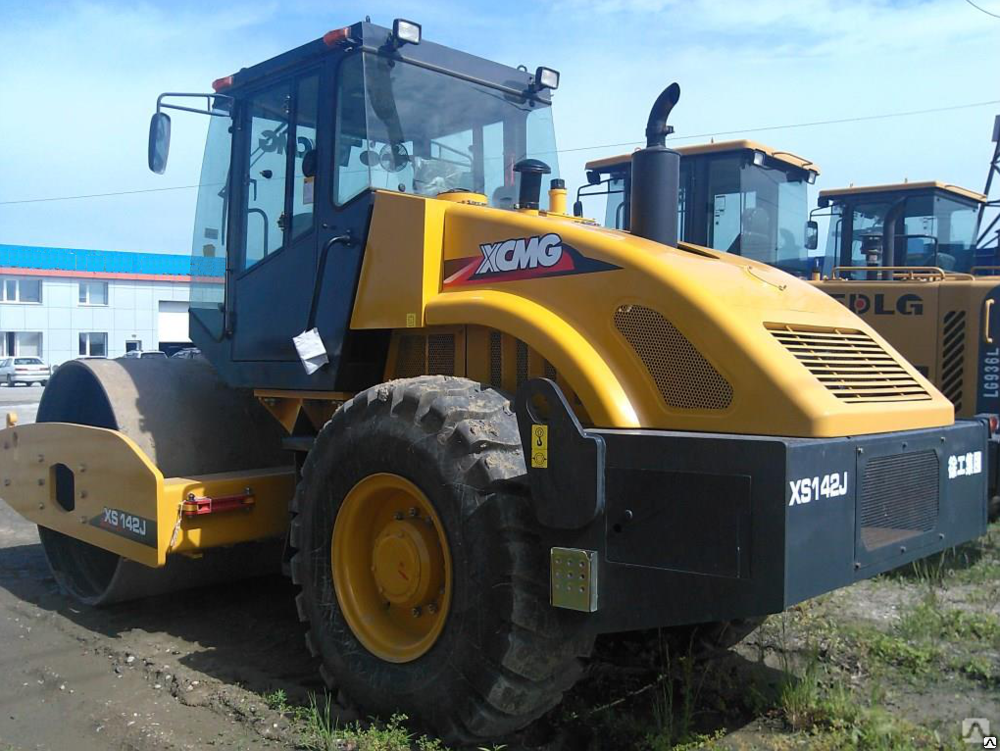  грунтовый 14 тонн XCMG XS142J, цена в Краснодаре от компании РусТехно