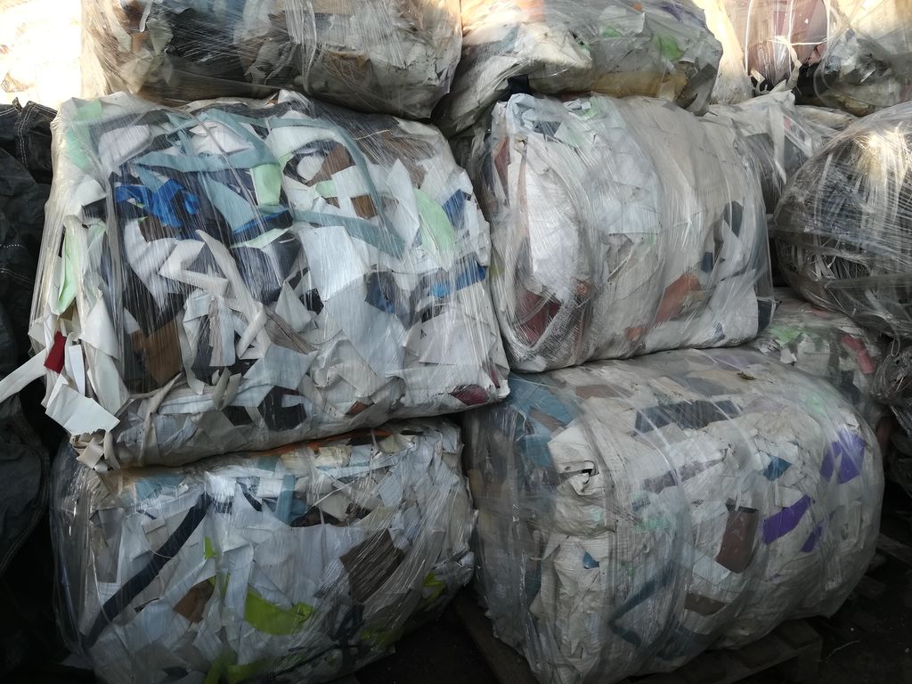 Полиэтиленовая пленка: способы переработки, класс опасности, где используется, виды отходов