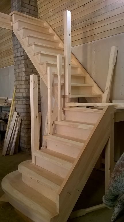 Изготовление лестницы из дерева м.п.